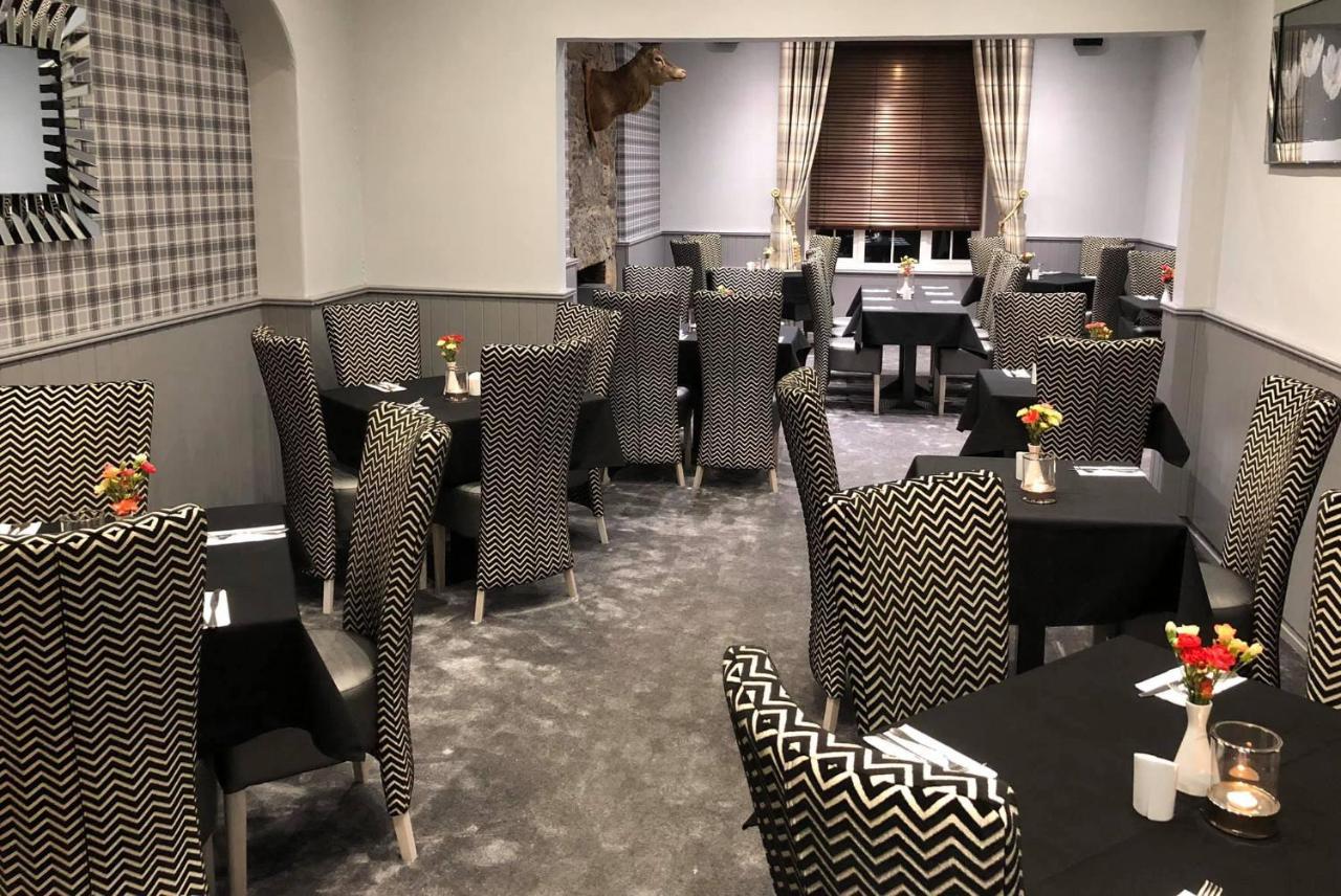 Haughton Arms Hotel Alford 외부 사진