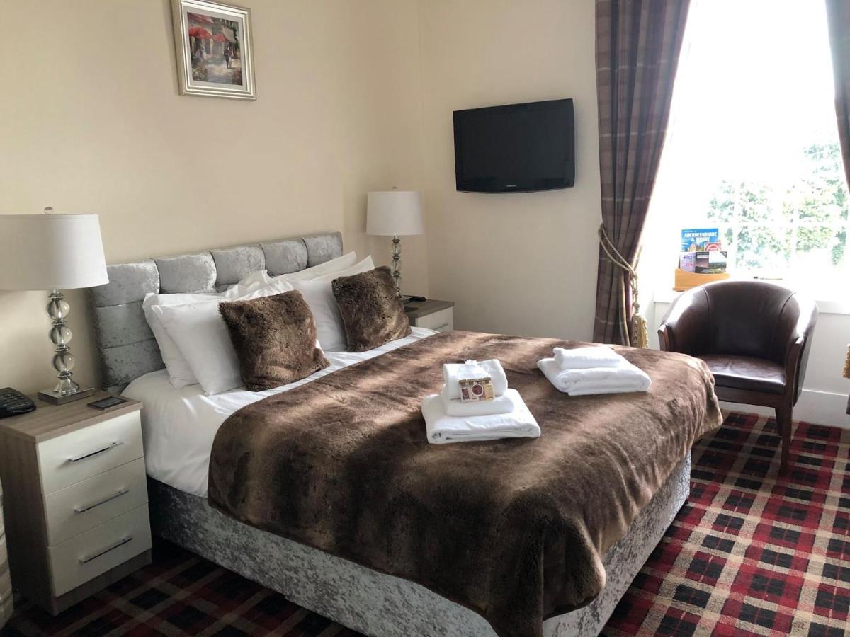 Haughton Arms Hotel Alford 외부 사진